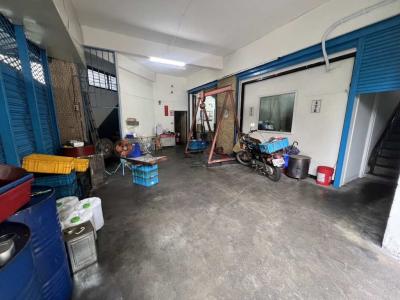 土城面寬挑高RC廠,新北市土城區廠房出售